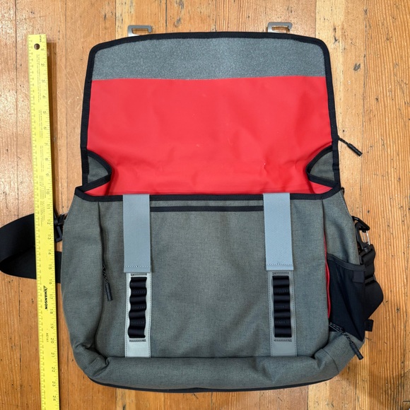 NWOT Timbuk2 Commuter laptop messenger bag - Picture 3 of 9